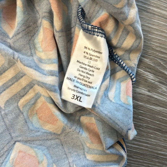 Lularoe Randy tee - Picture 4 of 4